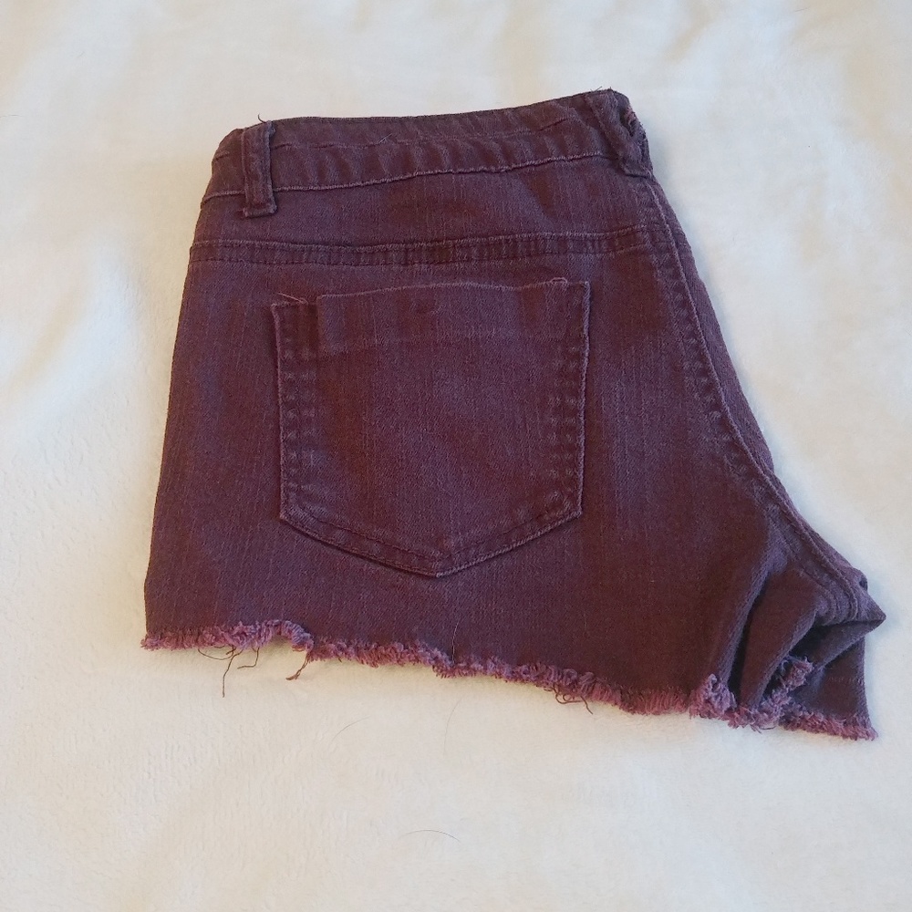 Vanilla Star maroon denim shorts - size 9